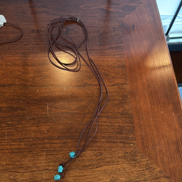 Set of 4 necklaces- adjustable - Picture 5 of 9